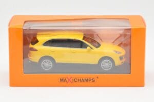 Porsche Cayenne 92A Gul MaxiChamps 1:43 940063201 Metall — bild 4 av 4