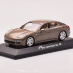 Porsche Panamera 970 4 Beige Metallic Minichamps 1:43 - image 2 of 4
