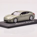 Porsche Panamera 970 S Hybrid Critall Grön Minichamps 1:43 - image 2 of 4