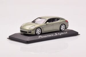 Porsche Panamera 970 S Hybrid Critall Grön Minichamps 1:43 WAP0205010A Metall — bild 2 av 4