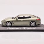 Porsche Panamera 970 S Hybrid Critall Grön Minichamps 1:43