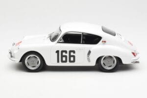 Alpine A106 #166 F. Jacques / R. Jacques Rally Monte Carlo 1960 Otto 1:18 OT543 Resin — bild 3 av 6