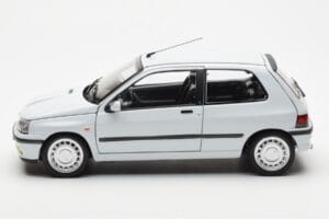 Renault Clio 16S Vit Norev 1:18 185251 Metall — bild 4 av 8