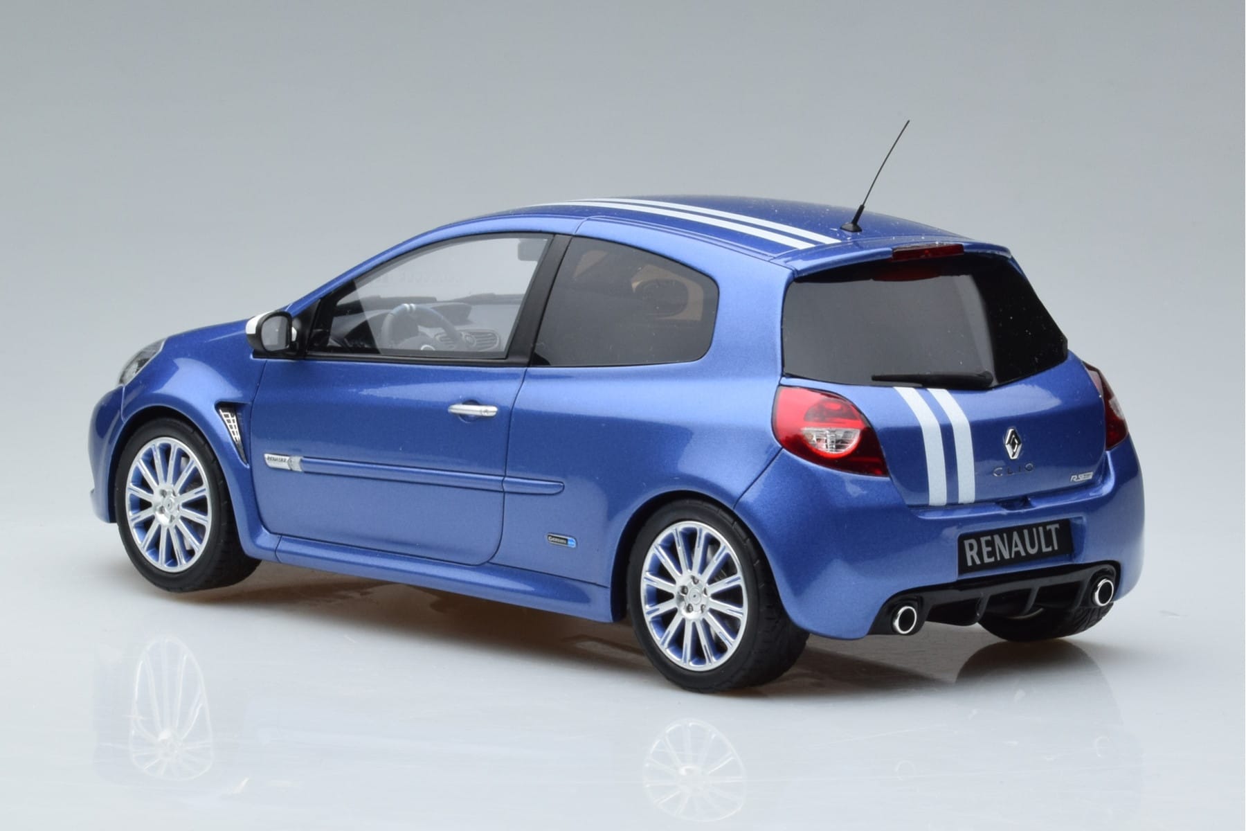 Renault Clio RS Mk3 Gordini Blå Otto 1:18 OT972 Resin — bild 5 av 6