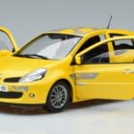 Renault Clio RS Mk3 F1 Team Norev 1:18 185236 Metall - image 2 of 7