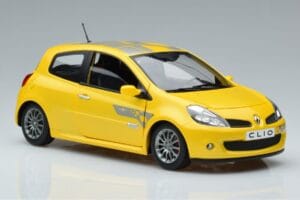 Renault Clio RS Mk3 F1 Team Norev 1:18 185236 Metall — bild 5 av 7