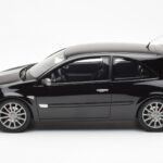 Renault Megane 2 RS Phase 2 Svart Otto 1:18 OT1054 - image 3 of 6