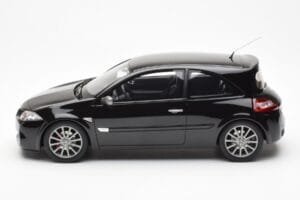 Renault Megane 2 RS Phase 2 Svart Otto 1:18 OT1054 Resin — bild 3 av 6