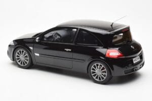 Renault Megane 2 RS Phase 2 Svart Otto 1:18 OT1054 Resin — bild 5 av 6