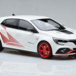 Renault Megane RS Trophy-R Mk4 Vit Norev 1:18 - image 4 of 6