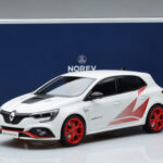 Renault Megane RS Trophy-R Mk4 Vit Norev 1:18 - image 6 of 6