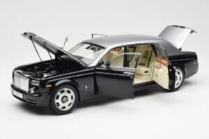Rolls-Royce Phantom VII EWB Svart och Silver Kyosho 1:18 08841BKS Metall — bild 2 av 8