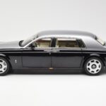 Rolls-Royce Phantom VII EWB Svart och Silver Kyosho 1:18 08841BKS - image 4 of 8