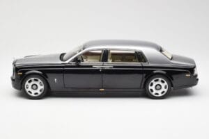 Rolls-Royce Phantom VII EWB Svart och Silver Kyosho 1:18 08841BKS Metall — bild 4 av 8