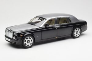 Rolls-Royce Phantom VII EWB Svart och Silver Kyosho 1:18 08841BKS