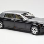 Rolls-Royce Phantom VII EWB Svart och Silver Kyosho 1:18 08841BKS - image 6 of 8