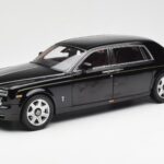 Rolls-Royce Phantom VII EWB Diamond Svart Kyosho 1:18 08841DBK2