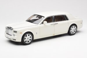 Rolls-Royce Phantom VII EWB English Vit Kyosho 1:18 08841EW2