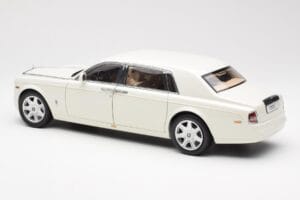 Rolls-Royce Phantom VII EWB English Vit Kyosho 1:18 08841EW2 Metall — bild 7 av 8