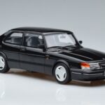 Saab 900 Turbo Mk1 Svart Otto 1:18 OT678 Resin - image 4 of 6