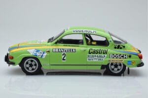 Saab 96 V4 #2 S. Blomqvist / H. Sylvan Rally Sweden 1976 IXO 1:18 18RMC085B Metall — bild 3 av 6