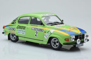 Saab 96 V4 #2 S. Blomqvist / H. Sylvan Rally Sweden 1976 IXO 1:18 18RMC085B Metall — bild 4 av 6