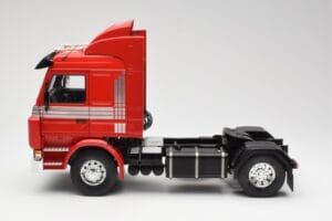 Scania 143M 470 Topline Röd MCG 1:18 MCG18142 Metall — bild 4 av 8