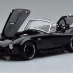 Shelby Cobra 427 S/C Svart Kyosho 1:18 - image 2 of 9