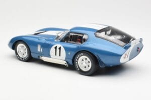 Shelby Daytona Cobra Coupe #11 S. Thompson 24 Hours of Le Mans 1965 CMR 1:18 CMR114 Metall — bild 7 av 8
