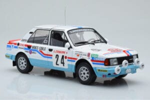 Skoda 130 L Night Version #24 J. Augland Rally Monte Carlo 1987 IXO 1:18 18RMC156 Metall — bild 4 av 6