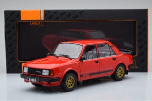 Skoda 130 LR Röd IXO 1:18 18CMC159 Metall — bild 6 av 6