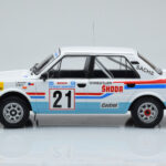 Skoda 130 LR #21 L. Krecek / B. Motl Rally Acropolis 1986 IXO 1:18 - image 3 of 6