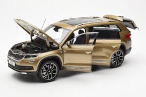 Skoda Kodiaq Guld FAW 1:18 ZSX000001GOL Metall — bild 2 av 8