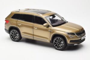 Skoda Kodiaq Guld FAW 1:18 ZSX000001GOL Metall — bild 6 av 8