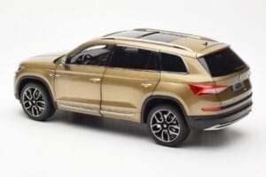 Skoda Kodiaq Guld FAW 1:18 ZSX000001GOL Metall — bild 7 av 8