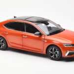 Skoda Octavia Pro Orange FAW 1:18 ZMR000006ORA - image 6 of 8
