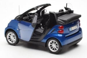 Smart Fortwo 451 Cabrio Blå & Svart Minichamps 1:18 150036330 Metall — bild 5 av 8