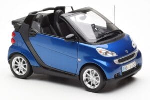 Smart Fortwo 451 Cabrio Blå & Svart Minichamps 1:18 150036330 Metall — bild 6 av 8