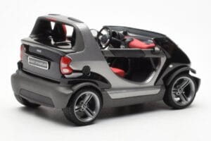 Smart Fortwo Crossblade Cabriolet Silver Svart Kyosho 1:18 13440 Metall — bild 2 av 6