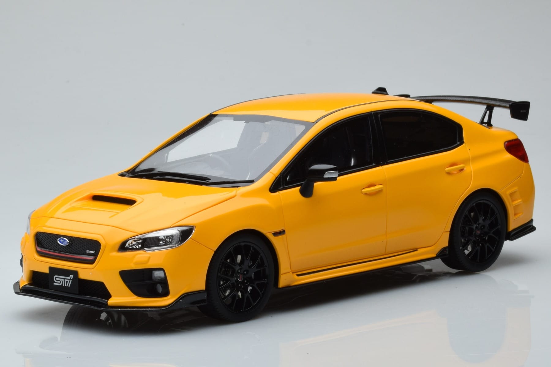 Subaru Impreza WRX STI Nurburgring Challenge Package Gul Kyosho 1:18 KSR18021Y Resin