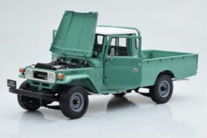 Toyota Land Cruiser 40 4x4 Pickup Grön Kyosho 1:18 08958FG Metall — bild 2 av 8