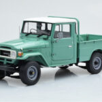 Toyota Land Cruiser 40 4x4 Pickup Grön Kyosho 1:18