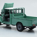 Toyota Land Cruiser 40 4x4 Pickup Grön Kyosho 1:18 - image 3 of 8