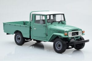 Toyota Land Cruiser 40 4x4 Pickup Grön Kyosho 1:18 08958FG Metall — bild 6 av 8