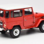 Toyota Land Cruiser FJ40 Van Röd Kyosho 1:18 08971R - image 3 of 8