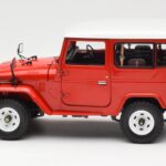 Toyota Land Cruiser FJ40 Van Röd Kyosho 1:18 08971R - image 4 of 8