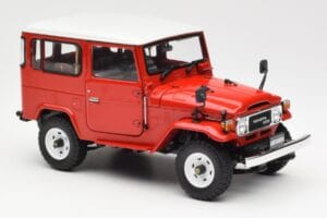 Toyota Land Cruiser FJ40 Van Röd Kyosho 1:18 08971R Metall — bild 6 av 8