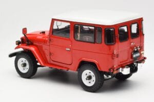 Toyota Land Cruiser FJ40 Van Röd Kyosho 1:18 08971R Metall — bild 7 av 8