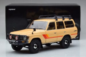 Toyota Land Cruiser 60 Beige Med Tillval Kyosho 1:18 08956XBE Metall — bild 12 av 12