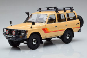 Toyota Land Cruiser 60 Beige Med Tillval Kyosho 1:18